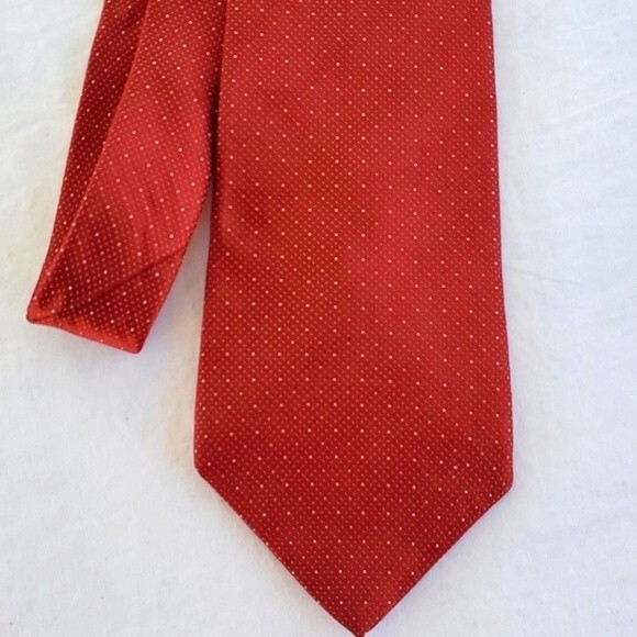 CALVIN KLEIN 100% SILK MEN'S TIE BRICK RED TINY POLKA DOTS, 3.75" WIDE - Picture 4 of 6